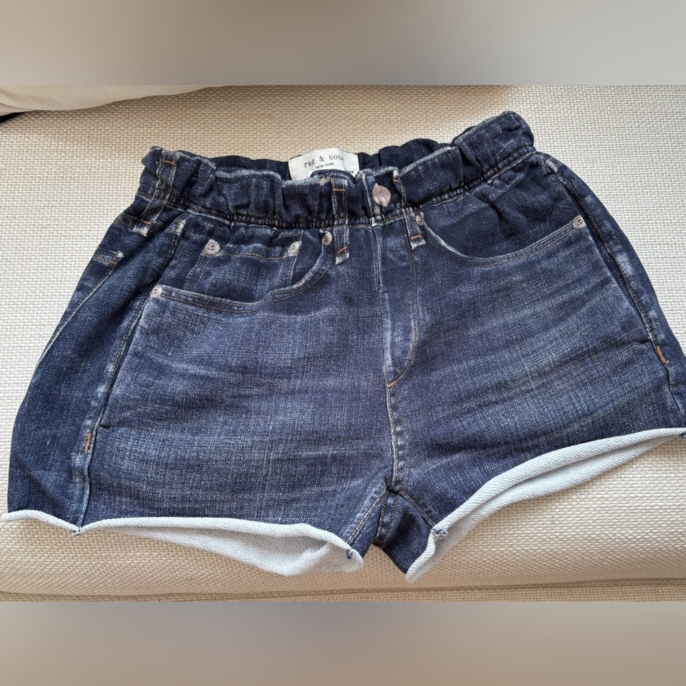NEVER WORN!! Rag & Bone Women's Jean Shorts - Indigo